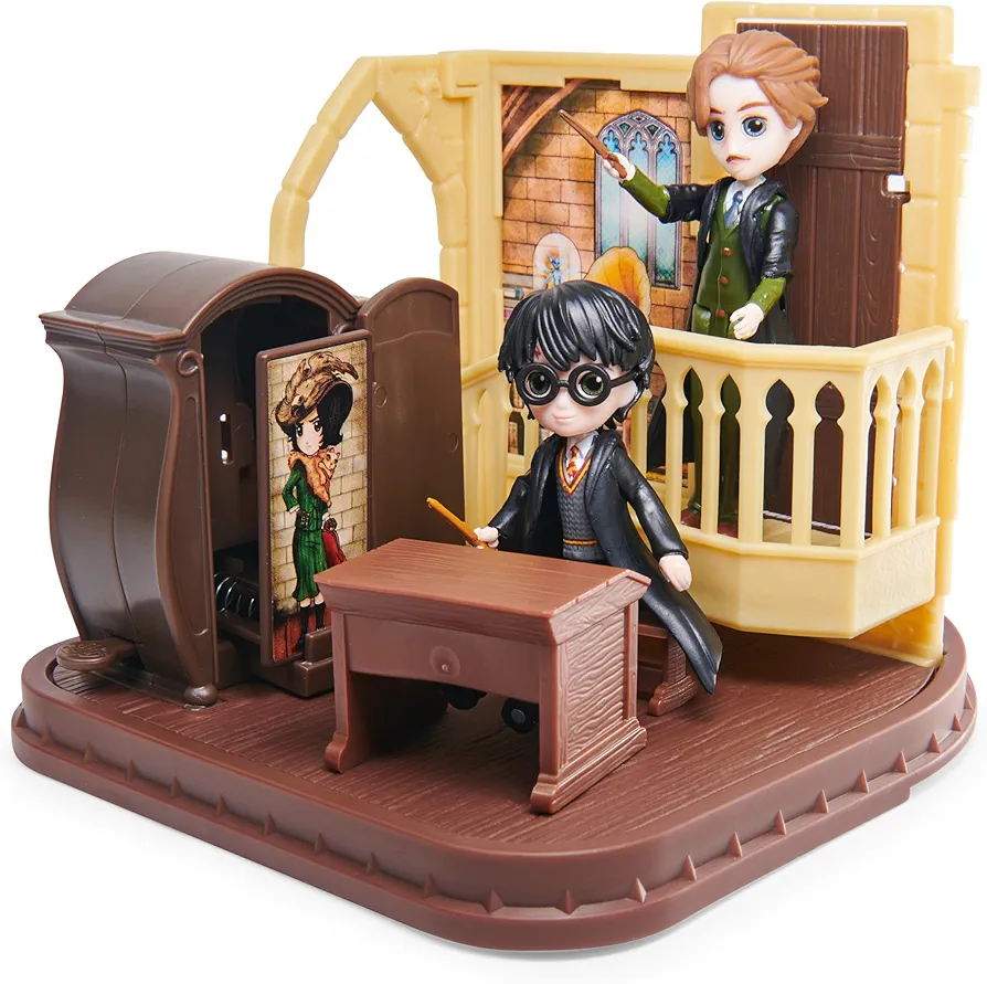 Wizarding World Harry Potter, Magical Minis Defense Against the Dark Arts Playset with 2 Exclusive Figures, 5 Accessories, Kids Toys for Ages 6 and up